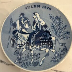 Porsgrund vintage 1970 Norwegian Christmas plate